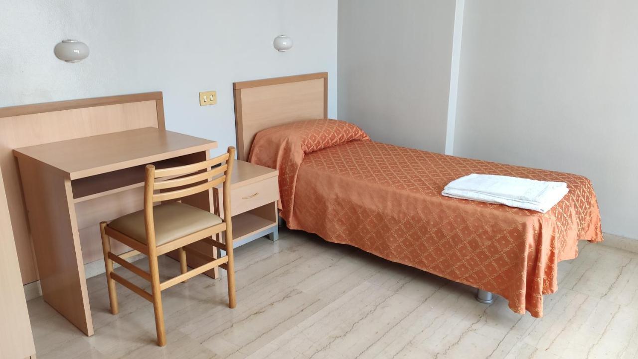 Hotel San Juan De Ribera, Casa Per Ferie Rzym Zewnętrze zdjęcie