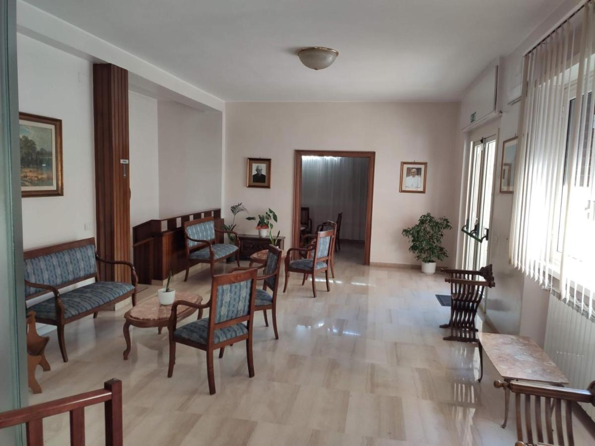 Hotel San Juan De Ribera, Casa Per Ferie Rzym Zewnętrze zdjęcie